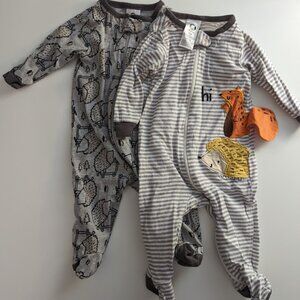 Gerber set of two footie sleepers